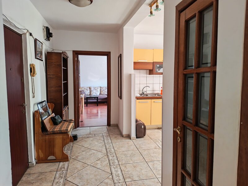 13 Septembrie, 2 camere mobilate frumos